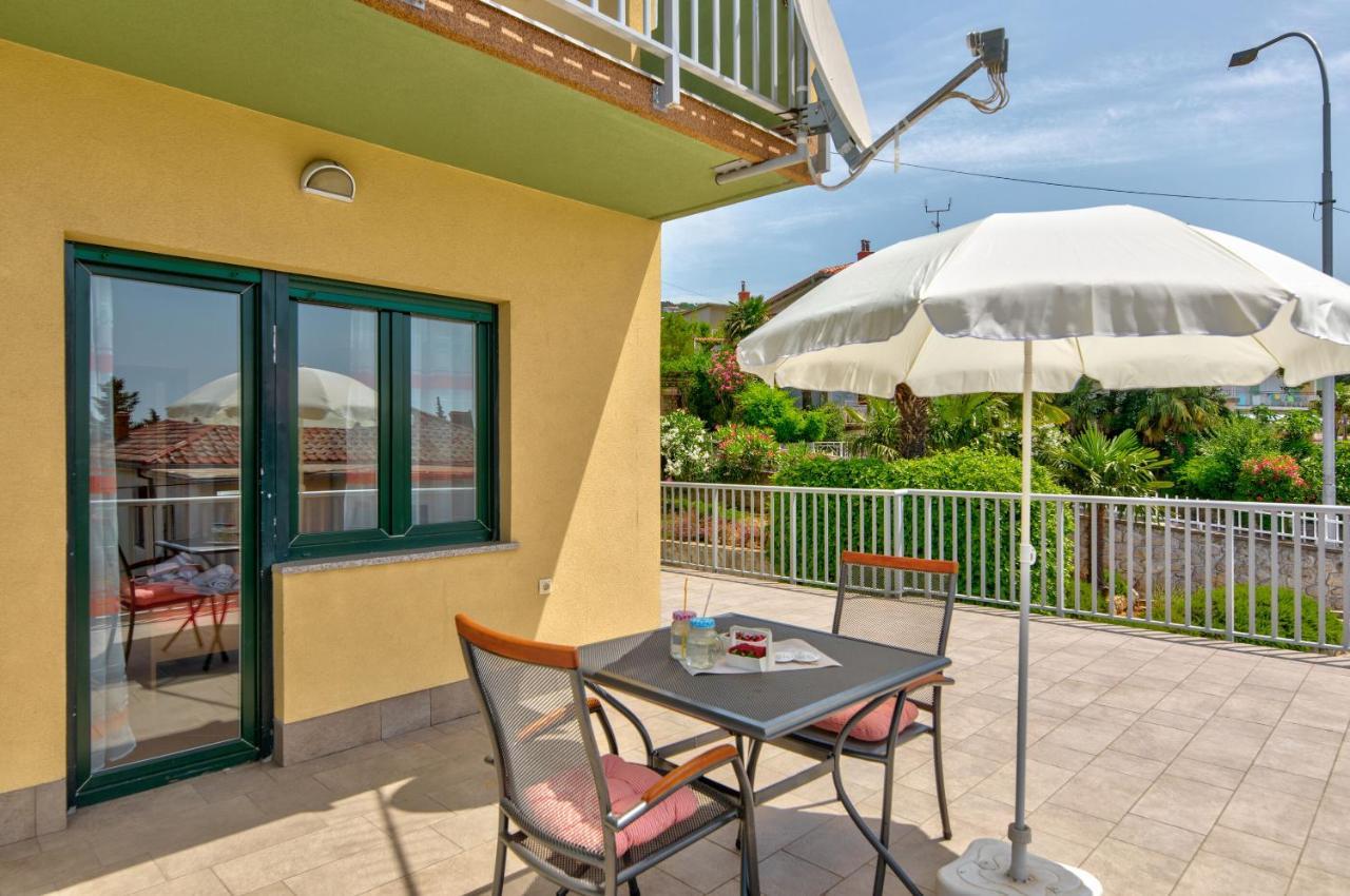 Apartments Jasna Crikvenica Esterno foto